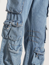 Load image into Gallery viewer, Washed Wide Leg Cargo Jeans
